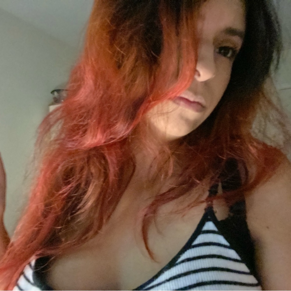 Meet your Posher, Issabelles